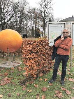 Hubert Hermelingmeier freut sich auf die weiteren inspirierenden Spaziergänge entlang des Planetenwegs. 
